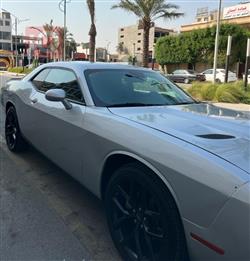 دۆج چالنجەر